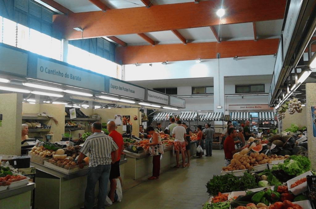 sights of Portimão Algarve: Mercado Municipal de Portimão