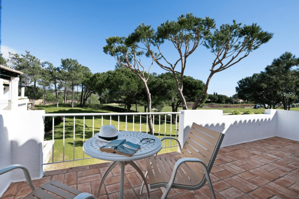 Four Seasons Country Club