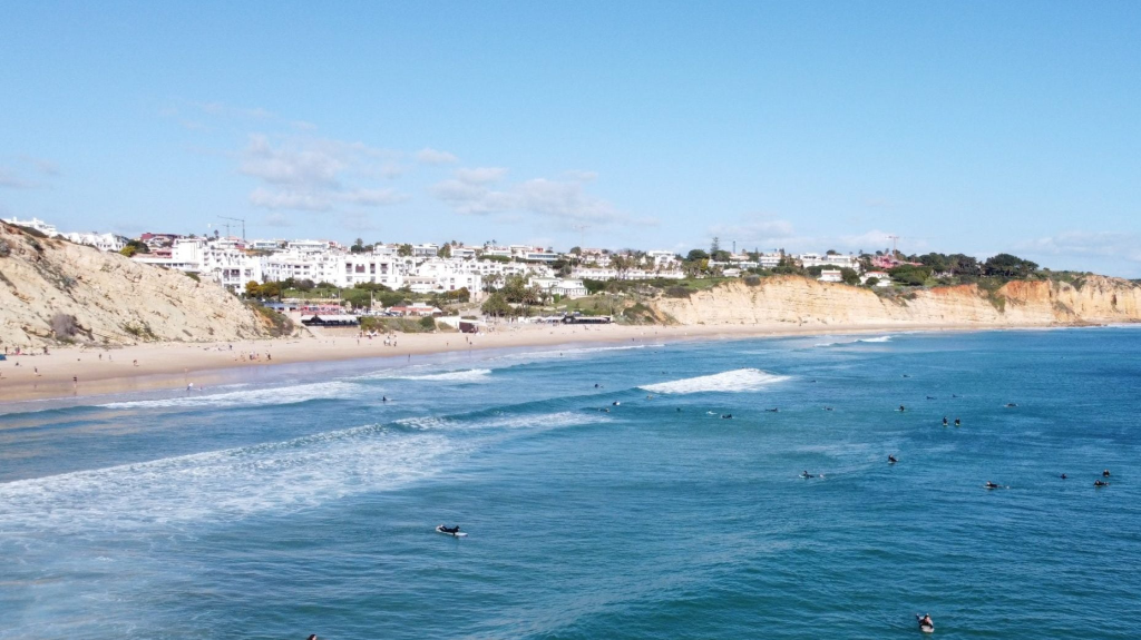 Best beaches Algarve: Praia de Porto Mós